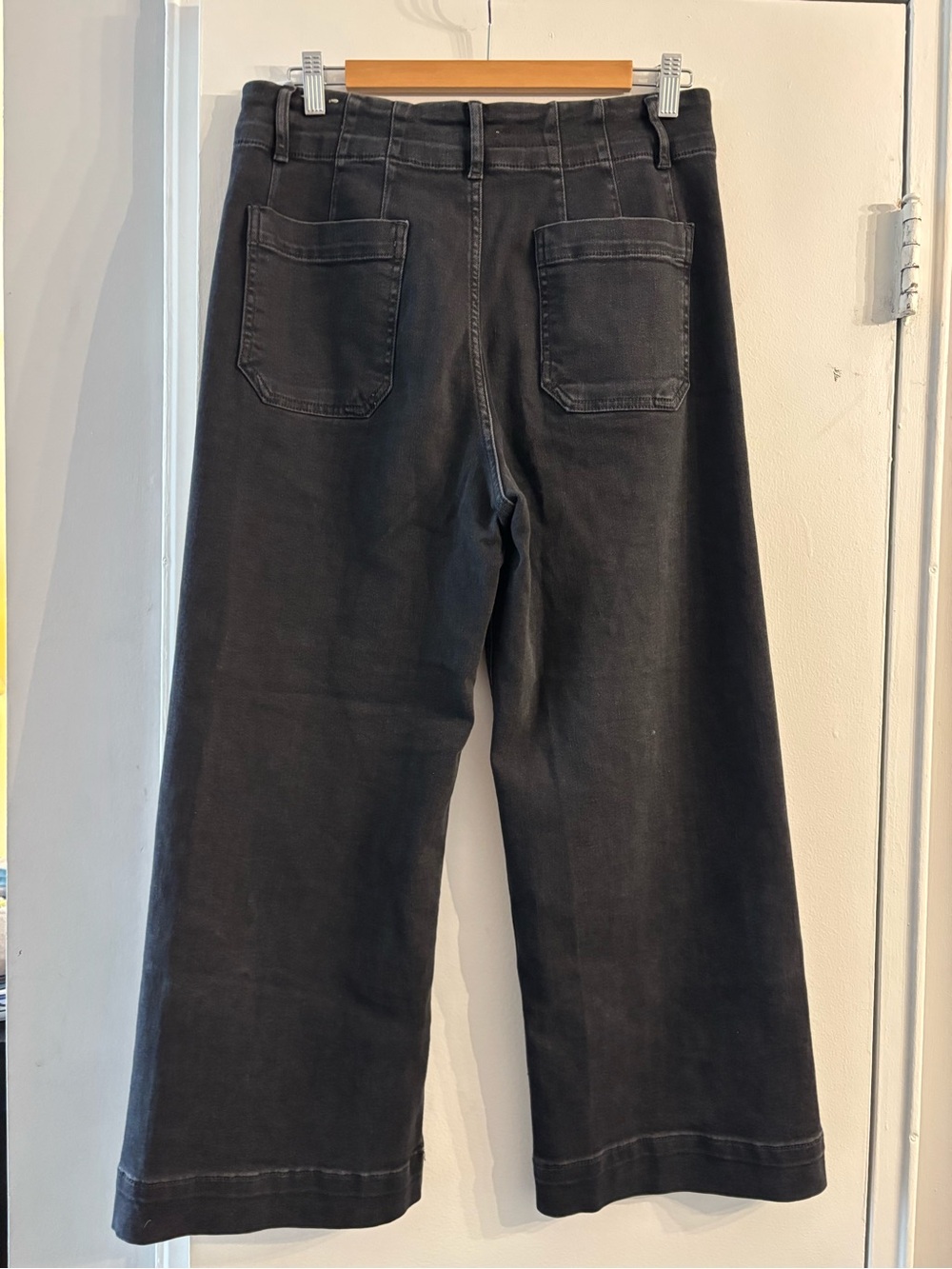 Pilcro the Skipper Anthropologie High-Rise Wide Leg Jeans in light black - Picture 3 of 7